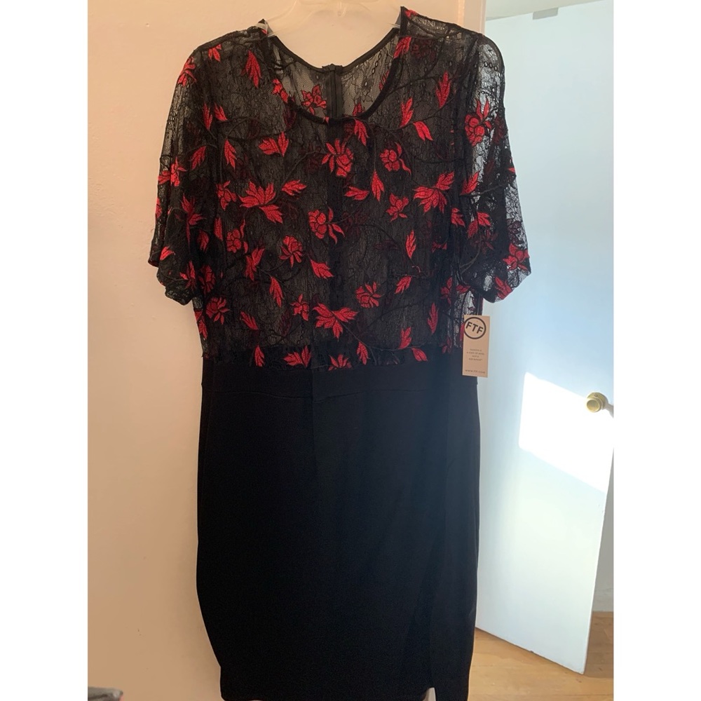 Brand: Fashion to Figure S/S Lace embroidery Top Dress Color: Black and Magenta